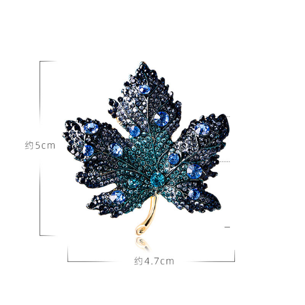 Maple Leaf Brooch with Optiona - Winter Clothing Options recension och pris