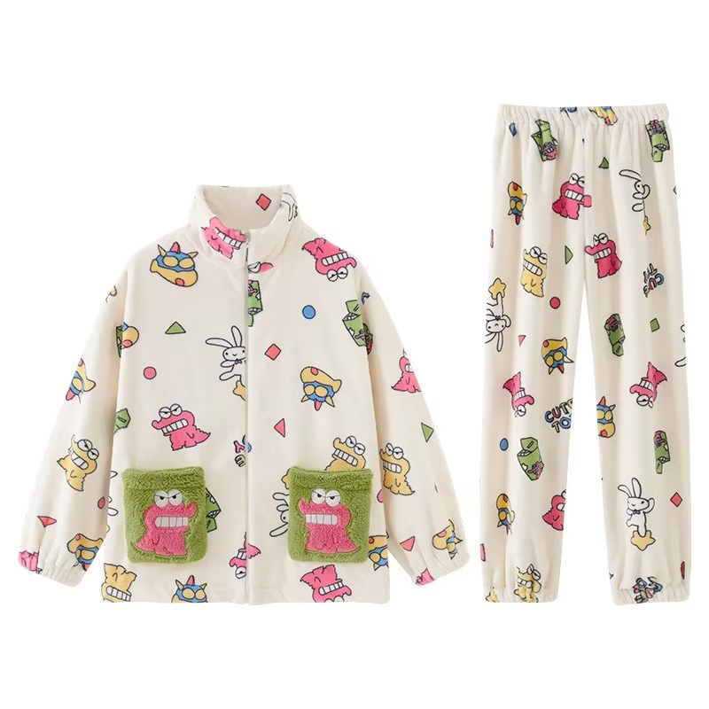 Kawaii Anime Crayon Shin-Chan  - Winter Clothing Girls recension och pris