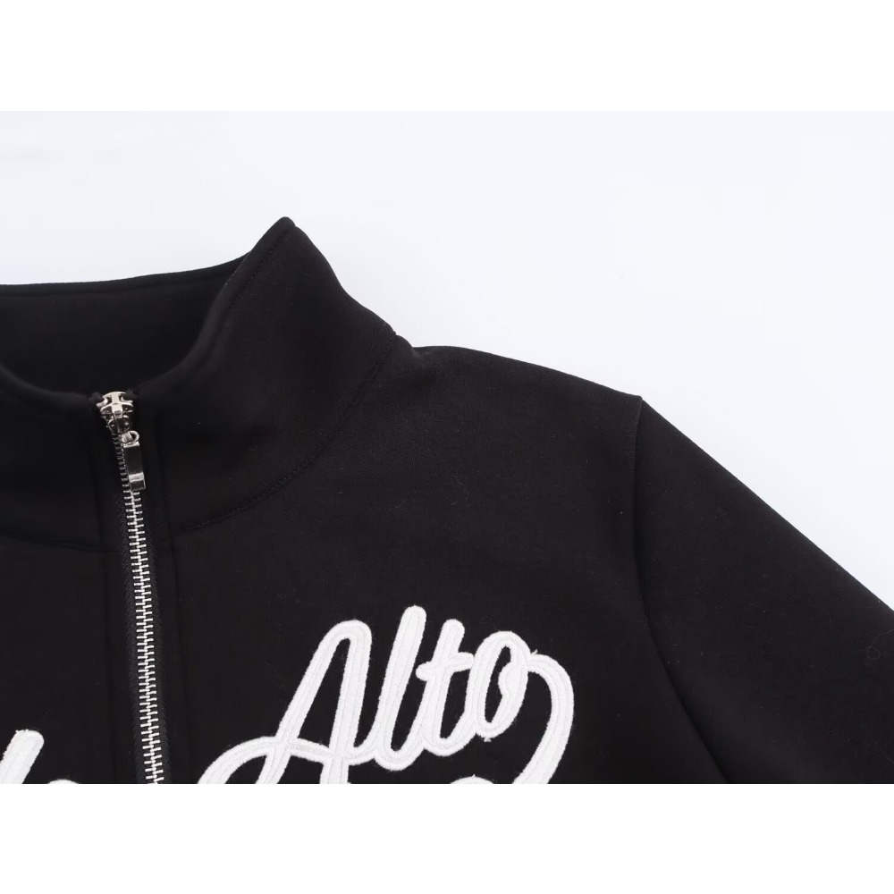 Casual Women's Black Varsity S - Winter Clothing Pk recension och pris